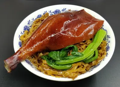 Smoked Roasted Goose with Stirred Thick Noodle (No Cut)